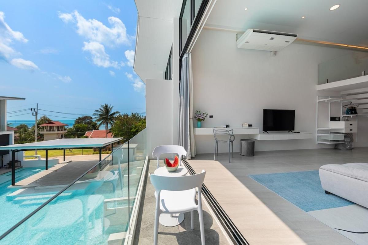 Pool Access Large Townhouse *